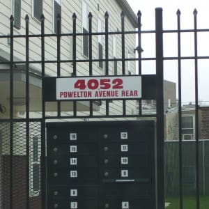 Powelton Gardens gate2